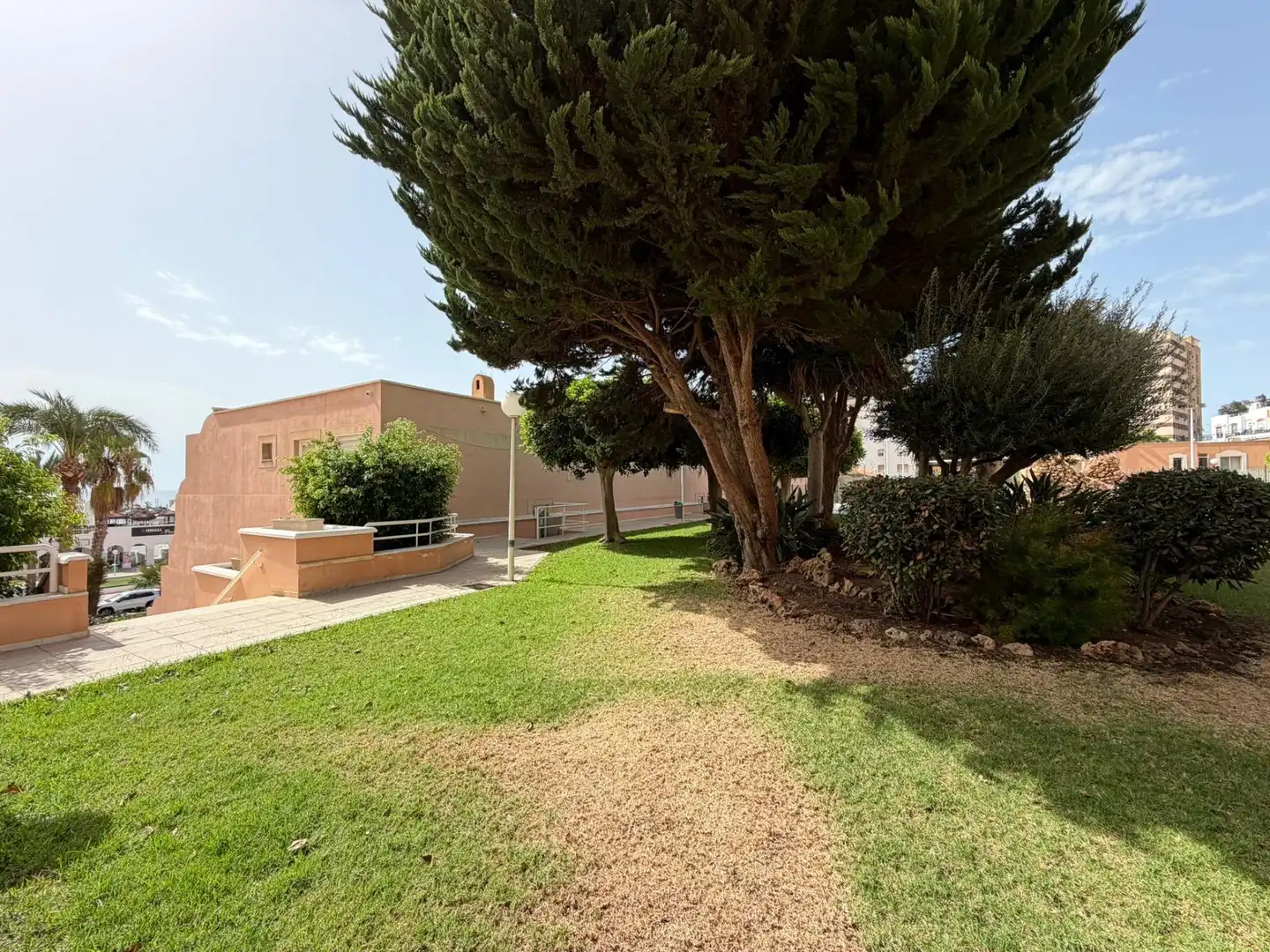 Exterior view of Flat for sale in Roquetas de Mar  with Air Conditioner, Terrace and Storage room