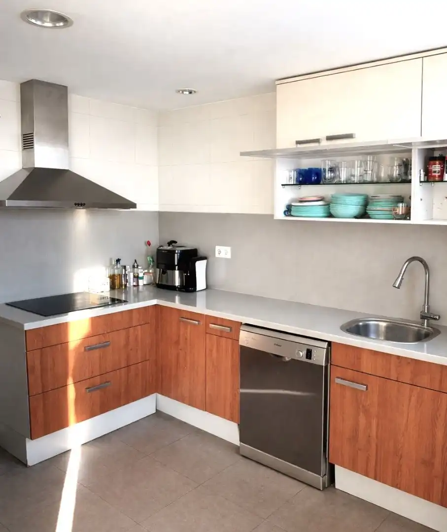 Cocina de Piso en venta en  Valencia Capital con Aire acondicionado, Jardín privado y Parquet
