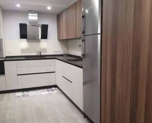 Cuina de Pis en venda en Ourense Capital  amb Calefacció i Moblat