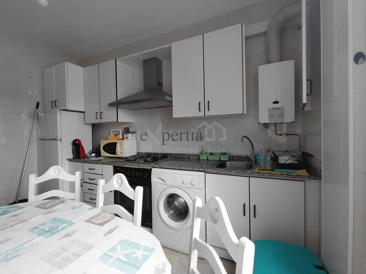 Küche von Wohnung zur Miete in Boiro mit Heizung und Möbliert