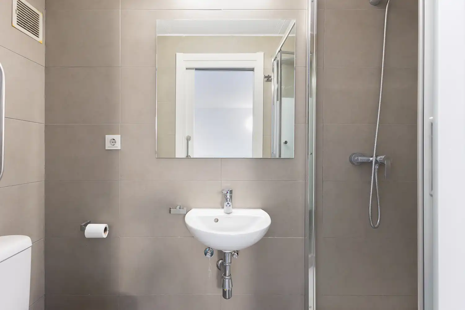 Bathroom of Lofts for sale in Valencia  with Air Conditioner, Heating and Private garden