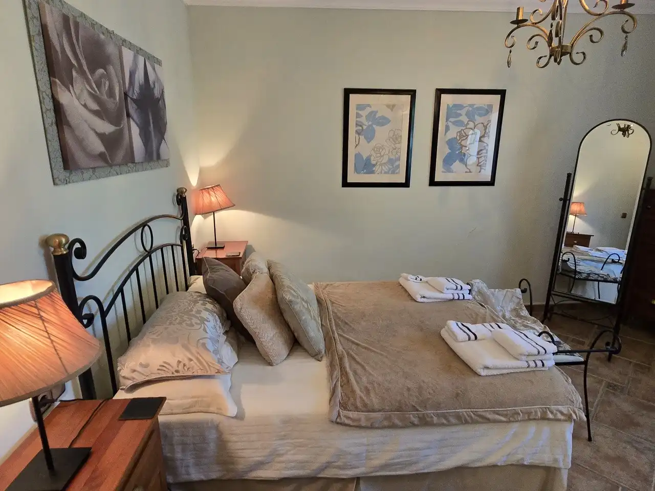 Bedroom of Houses for sale in Viñuela  with Air Conditioner, Terrace and Swimming Pool