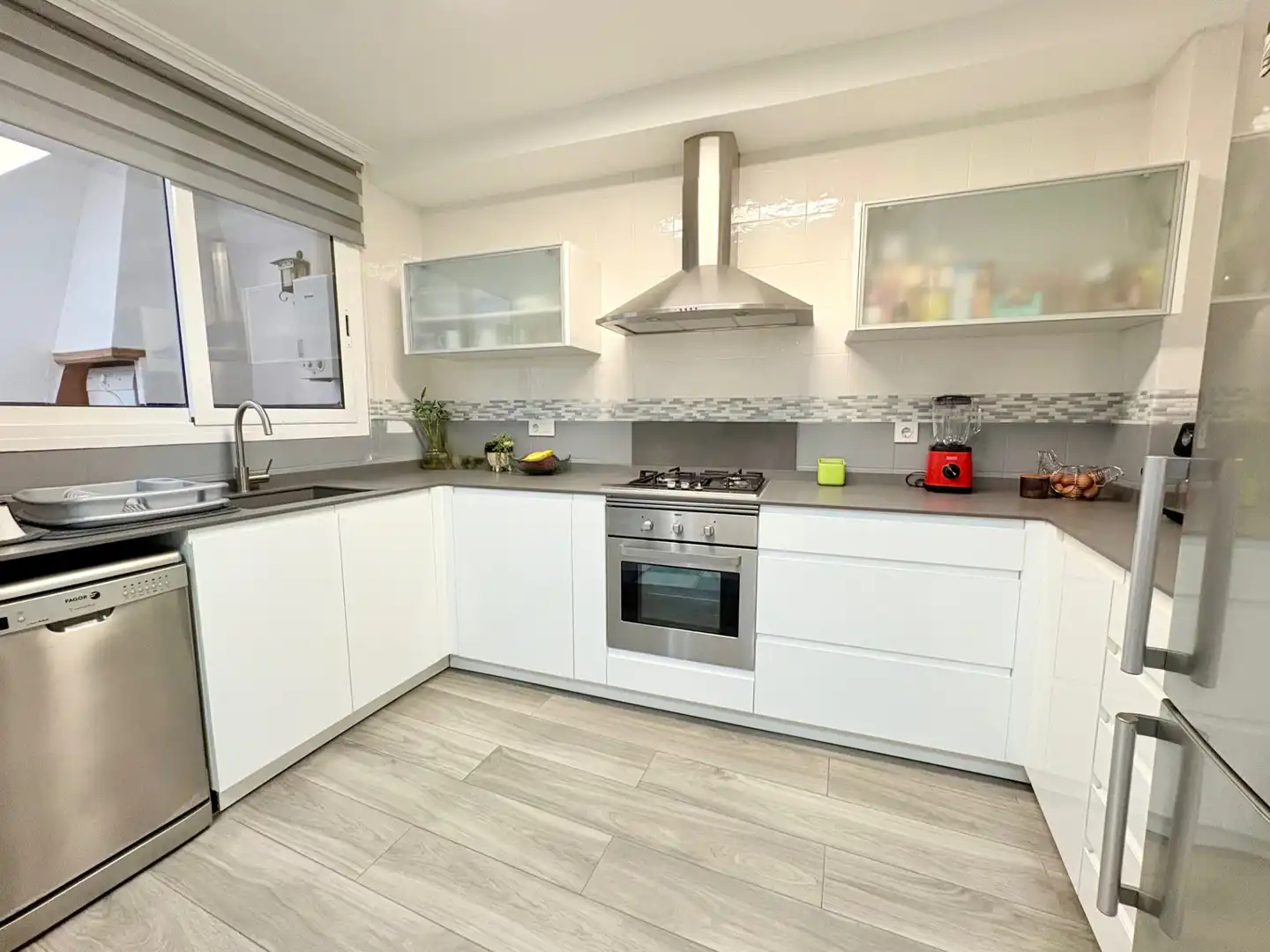 Cocina de Casa o chalet en venta en Benaguasil con Aire acondicionado, Calefacción y Terraza
