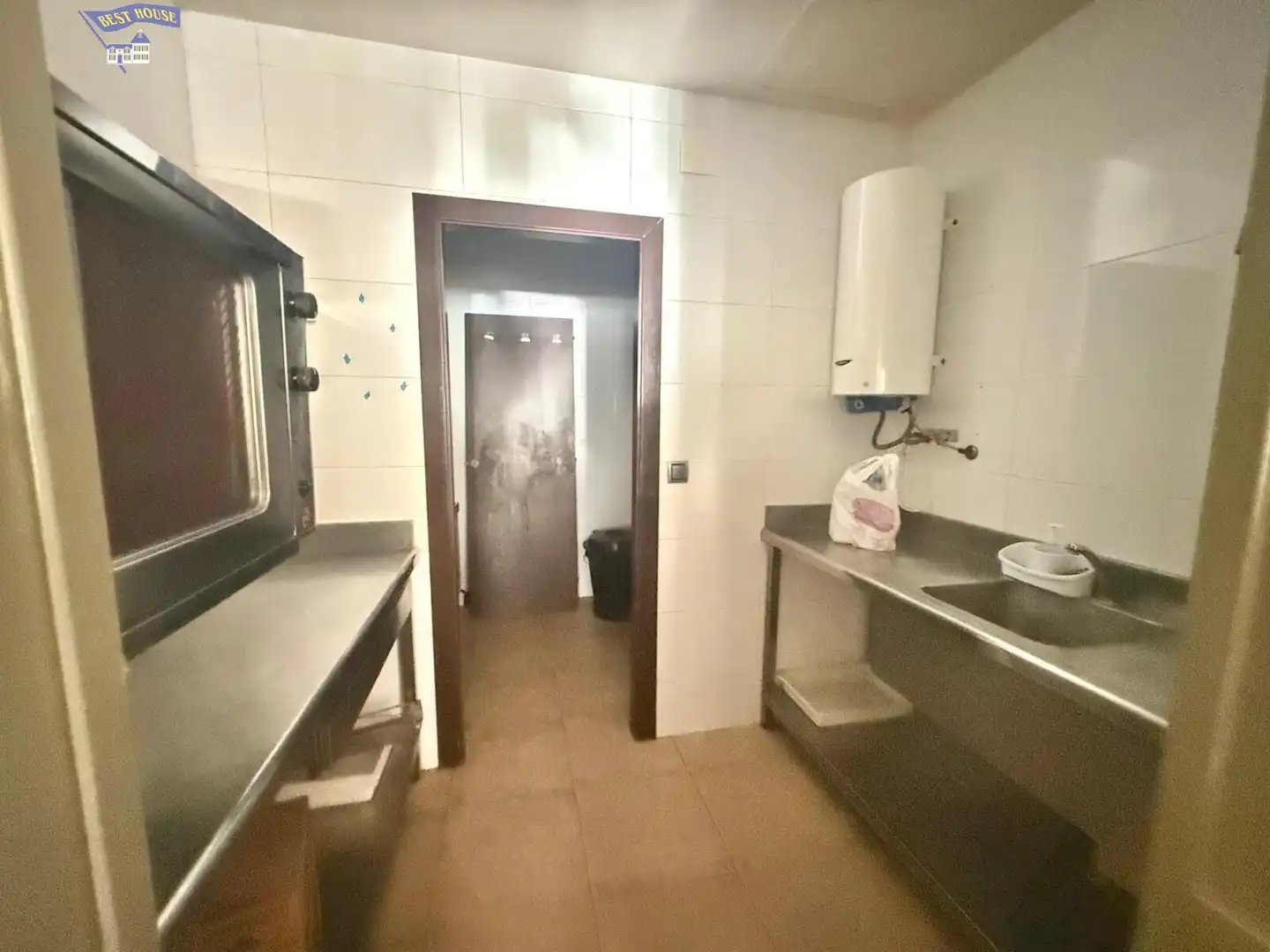 Local en venta en Les Arenes - La Grípia Can Montllor