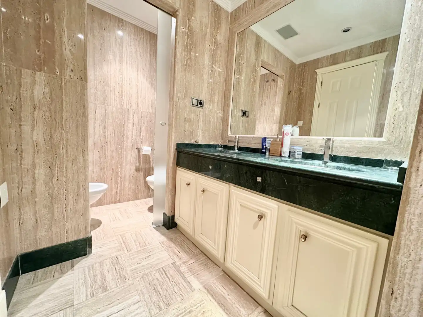 Apartamento con piscina en venta en Milla de Oro, imagen 23