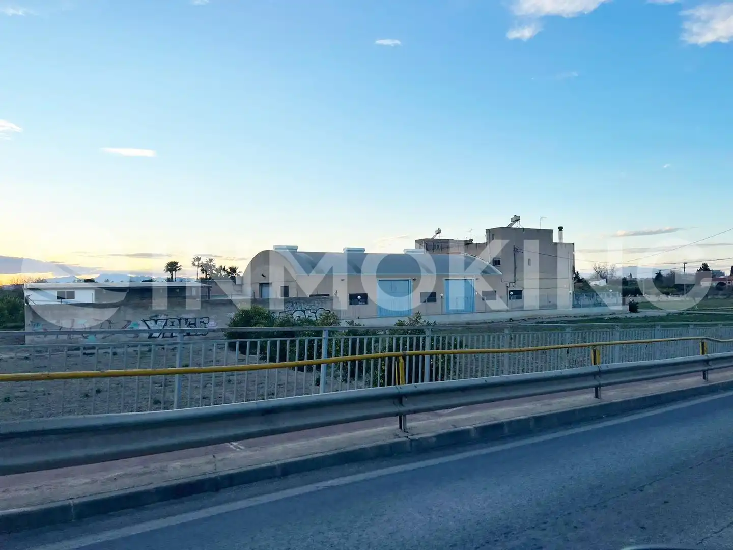Außenansicht von Fabrikhallen zum Verkauf in Murcia