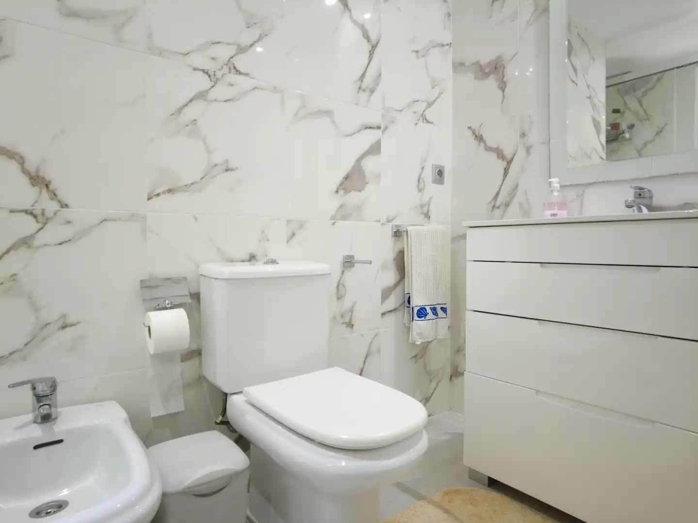 Piso en venta en Calle los Jazmines, 11, Nueva Andalucía centro