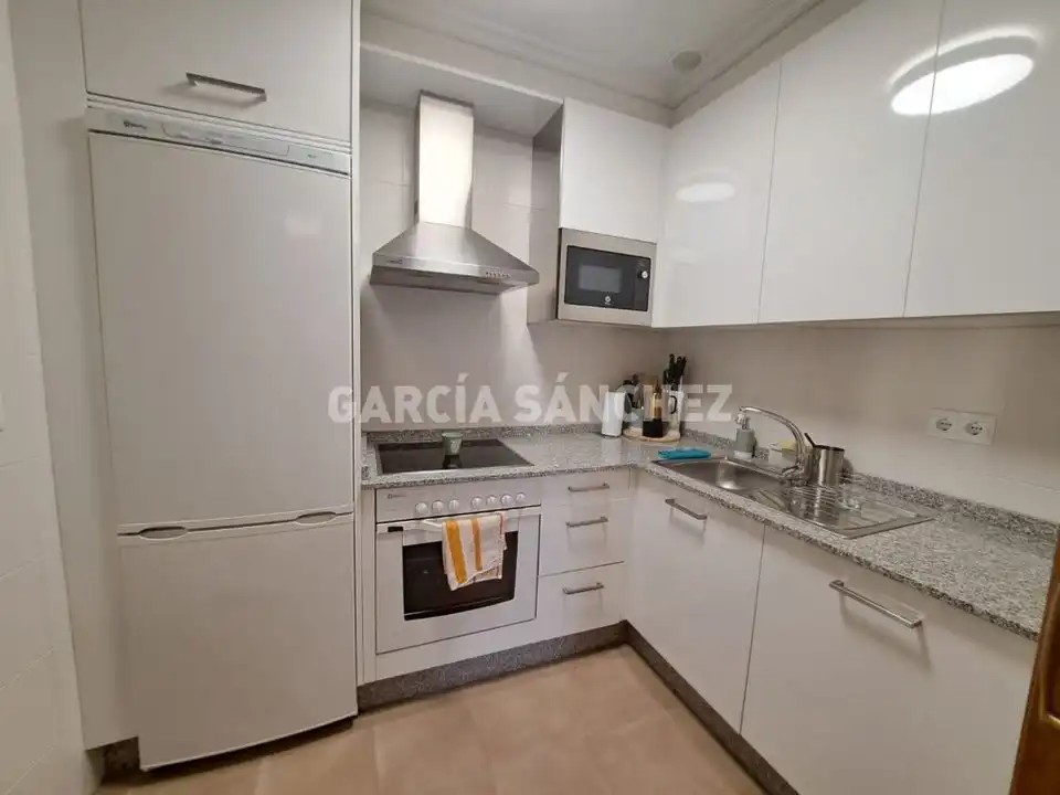 Cocina de Apartamento en venta en Boiro con Terraza, Trastero y Amueblado