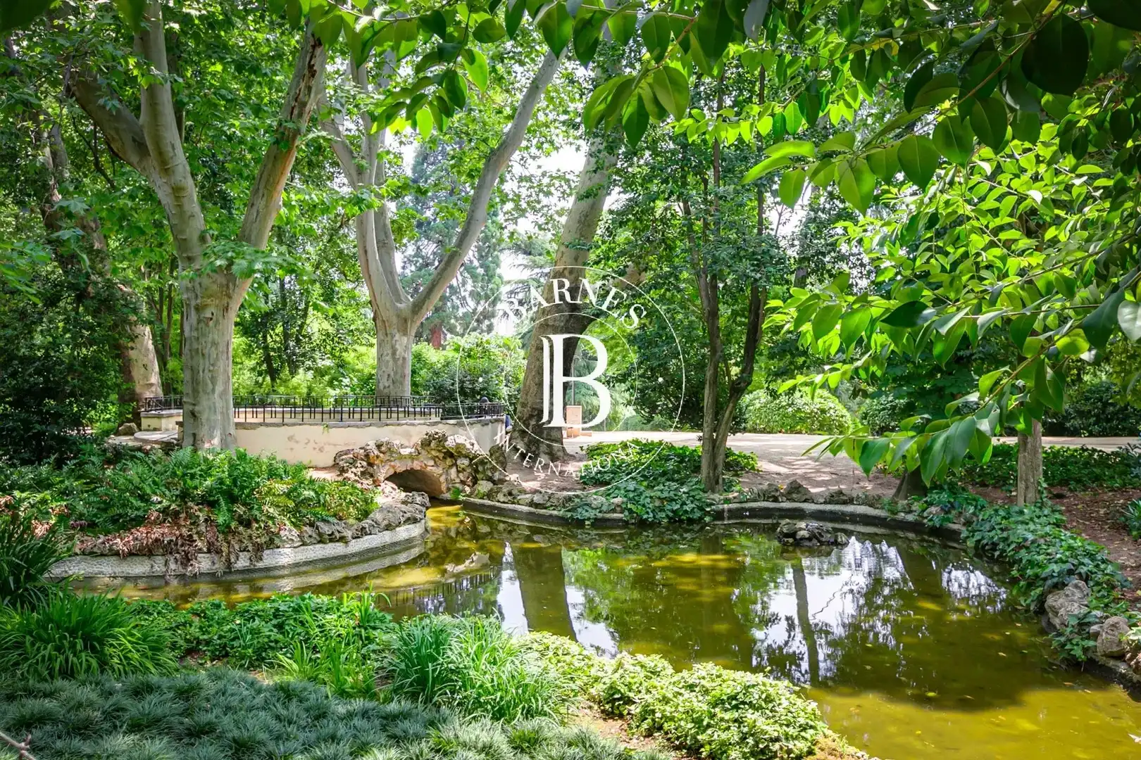 Jardí de Casa o xalet en venda en Madrid amb Aire condicionat, Calefacció i Jardí privat