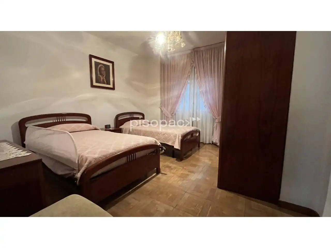 Habitación de Piso en venta en  Pamplona / Iruña con Calefacción y Alarma