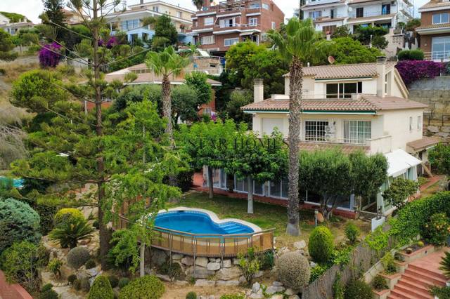 Casa-chalet en Venta en Teià