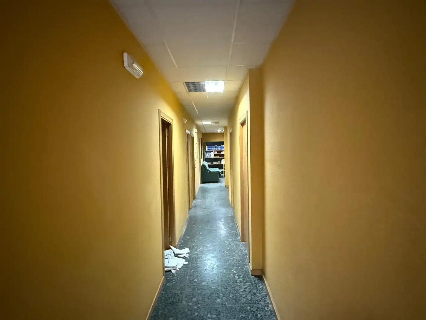 Local comercial en alquiler en Calle de Alfaros, imagen 26