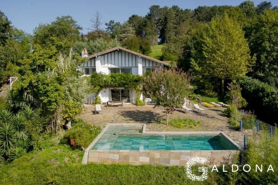 Jardín de Casa o chalet en venta en Urrugne con Calefacción, Jardín privado y Terraza