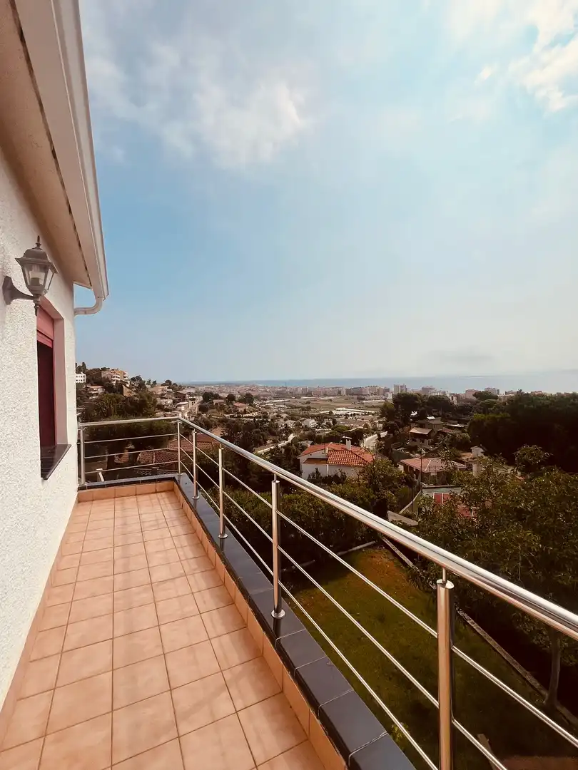 Vista exterior de Casa o chalet en venta en Santa Susanna con Aire acondicionado, Calefacción y Jardín privado