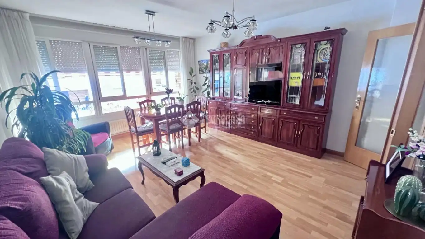 Sala d'estar de Pis en venda en Alcalá de Henares amb Aire condicionat, Calefacció i Terrassa