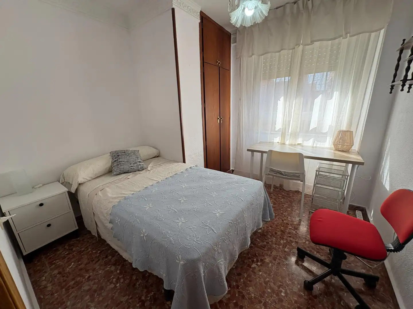 Bedroom of Flat for rent in Granada  with Heating, Terrace and Furnished