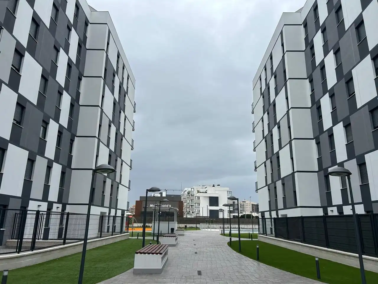 Appartement avec ascenseur à louer à Entrenúcleos, imagen 24