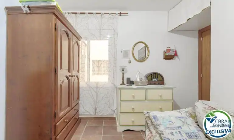 Habitación de Piso en venta en Roses con Terraza, Piscina y Horno