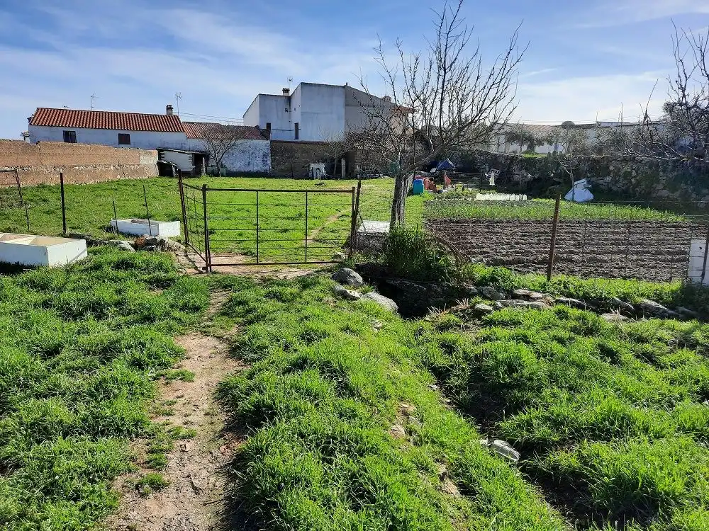 Residential for sale in Navas del Madroño