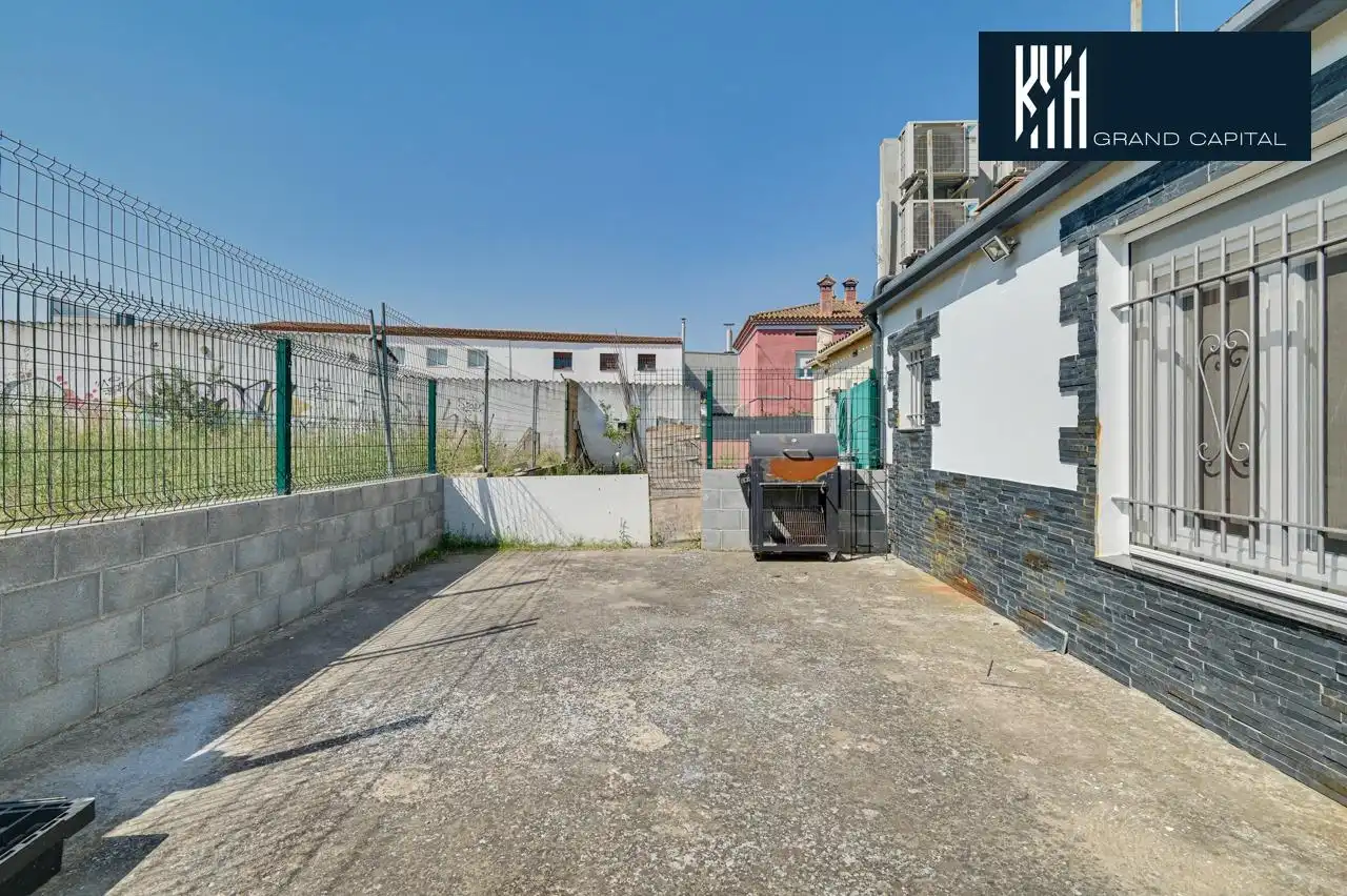 Exterior view of Houses for sale in Sarrià de Ter  with Air Conditioner and Heating