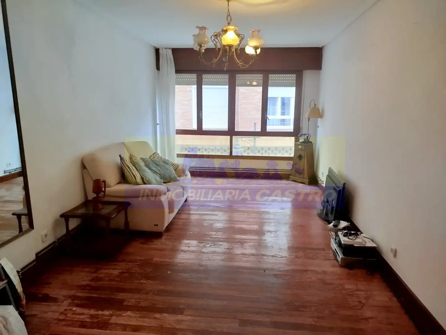 Sala de estar de Piso en venta en Castro-Urdiales