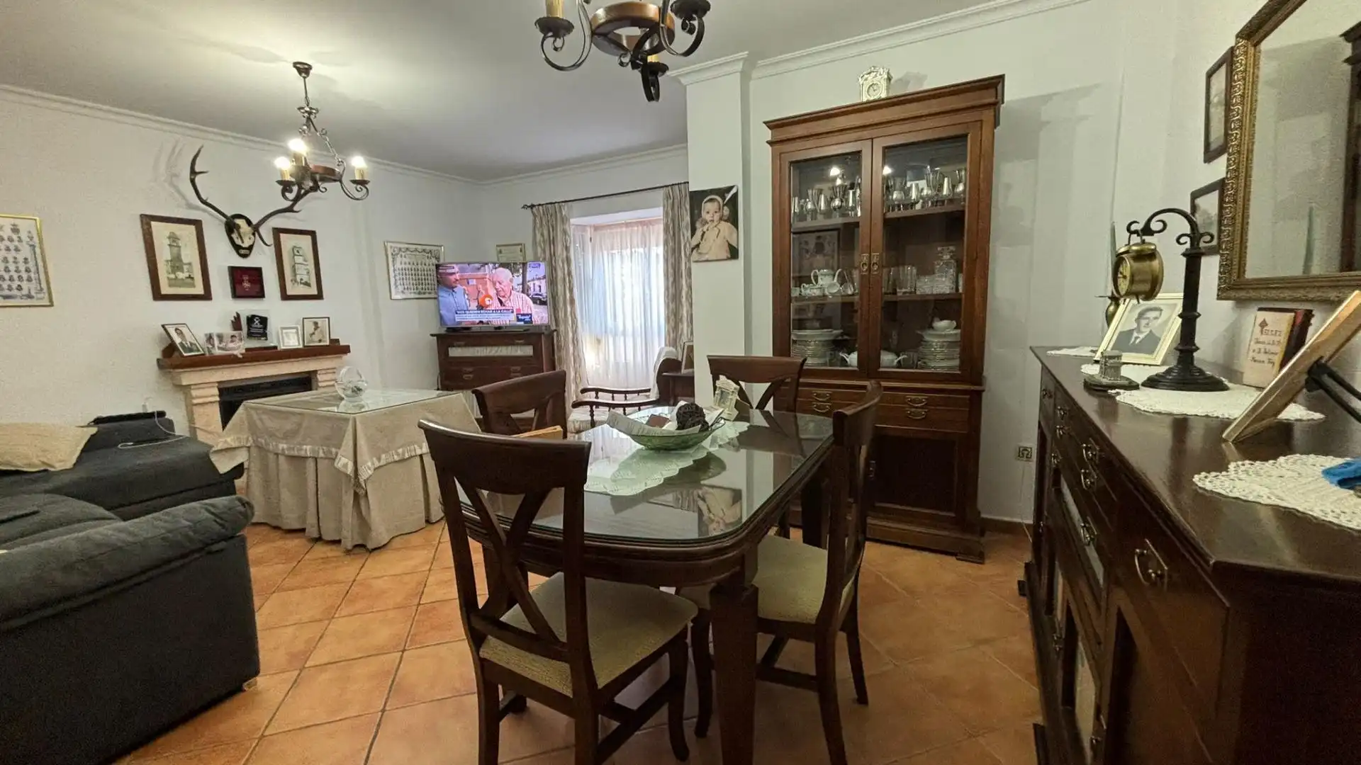 Menjador de Casa o xalet en venda en Chiclana de la Frontera amb Aire condicionat, Jardí privat i Traster