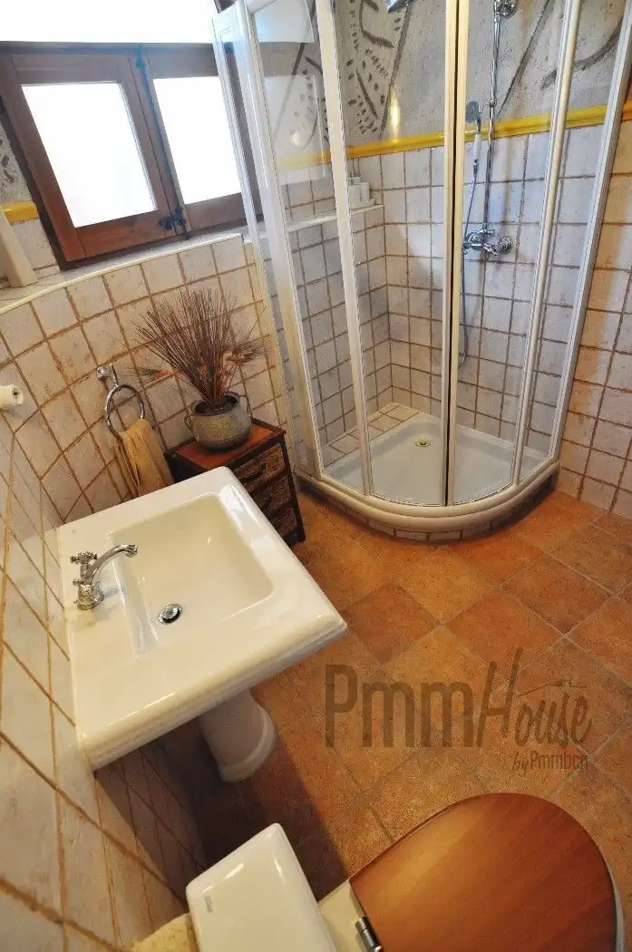 Baño de Finca rústica en venta en Calonge de Segarra con Terraza, Trastero y Piscina