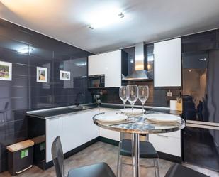 Kitchen of Flat to rent in  Barcelona Capital  with Air Conditioner, Furnished and Pets allowed