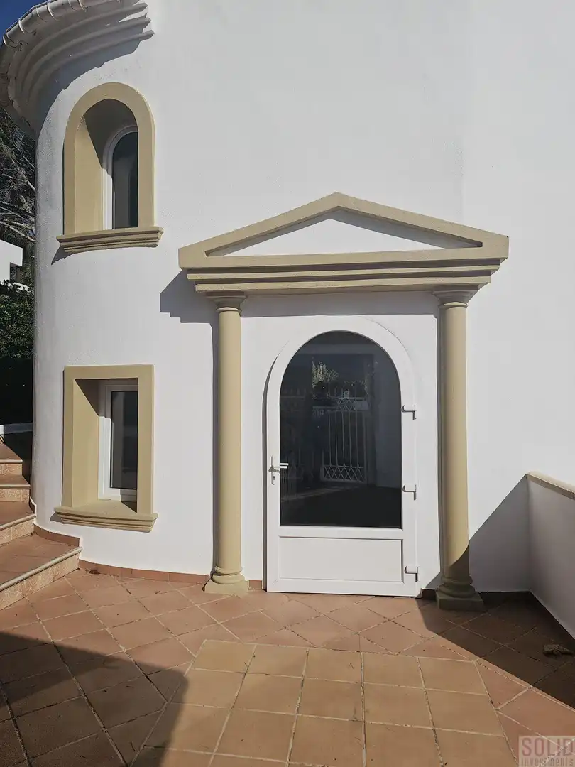 Maisonette zum Verkauf in Moraira mit Klimaanlage, Heizung und Terrasse