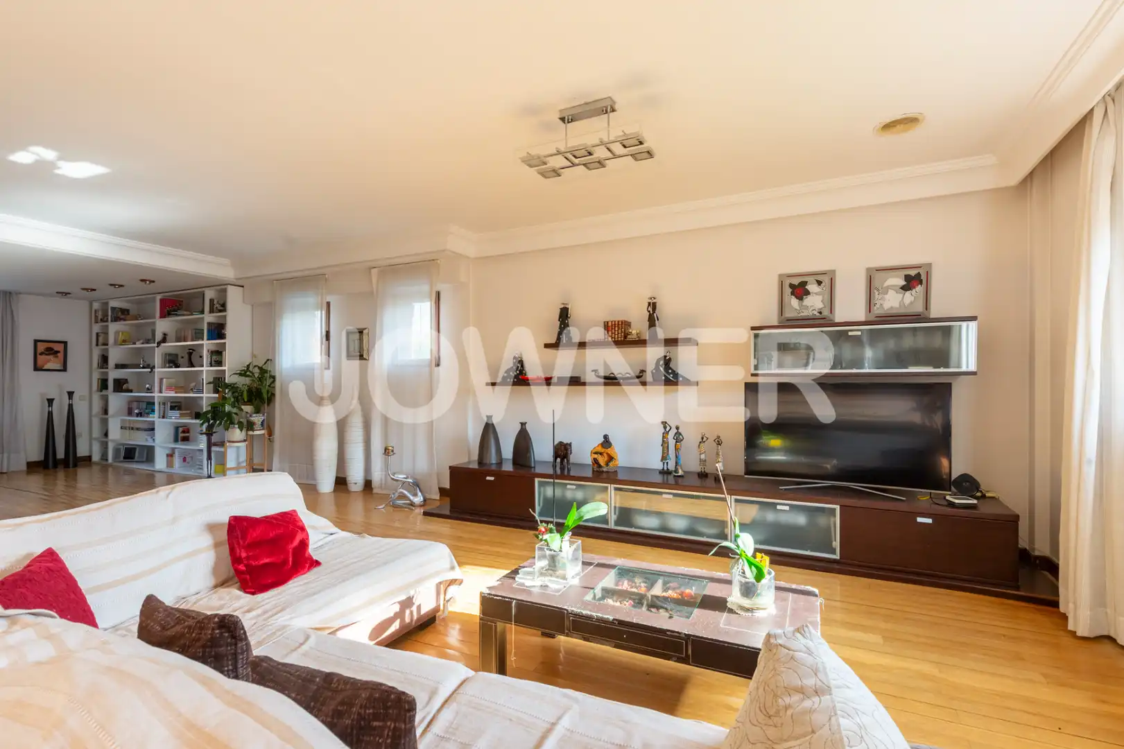 Sala de estar de Piso en venta en Pozuelo de Alarcón con Aire acondicionado, Calefacción y Terraza