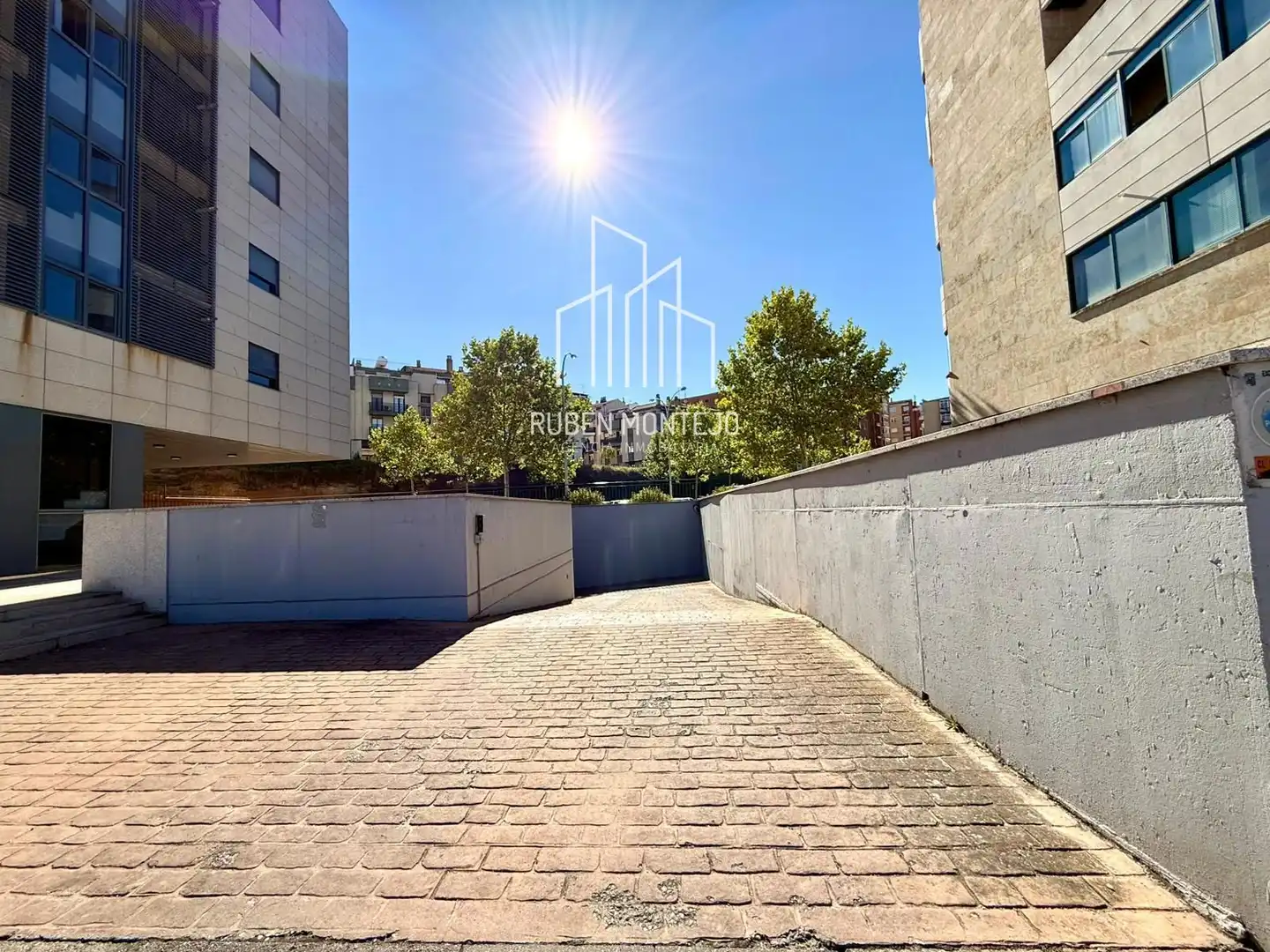 Exterior view of Garage for sale in Salamanca