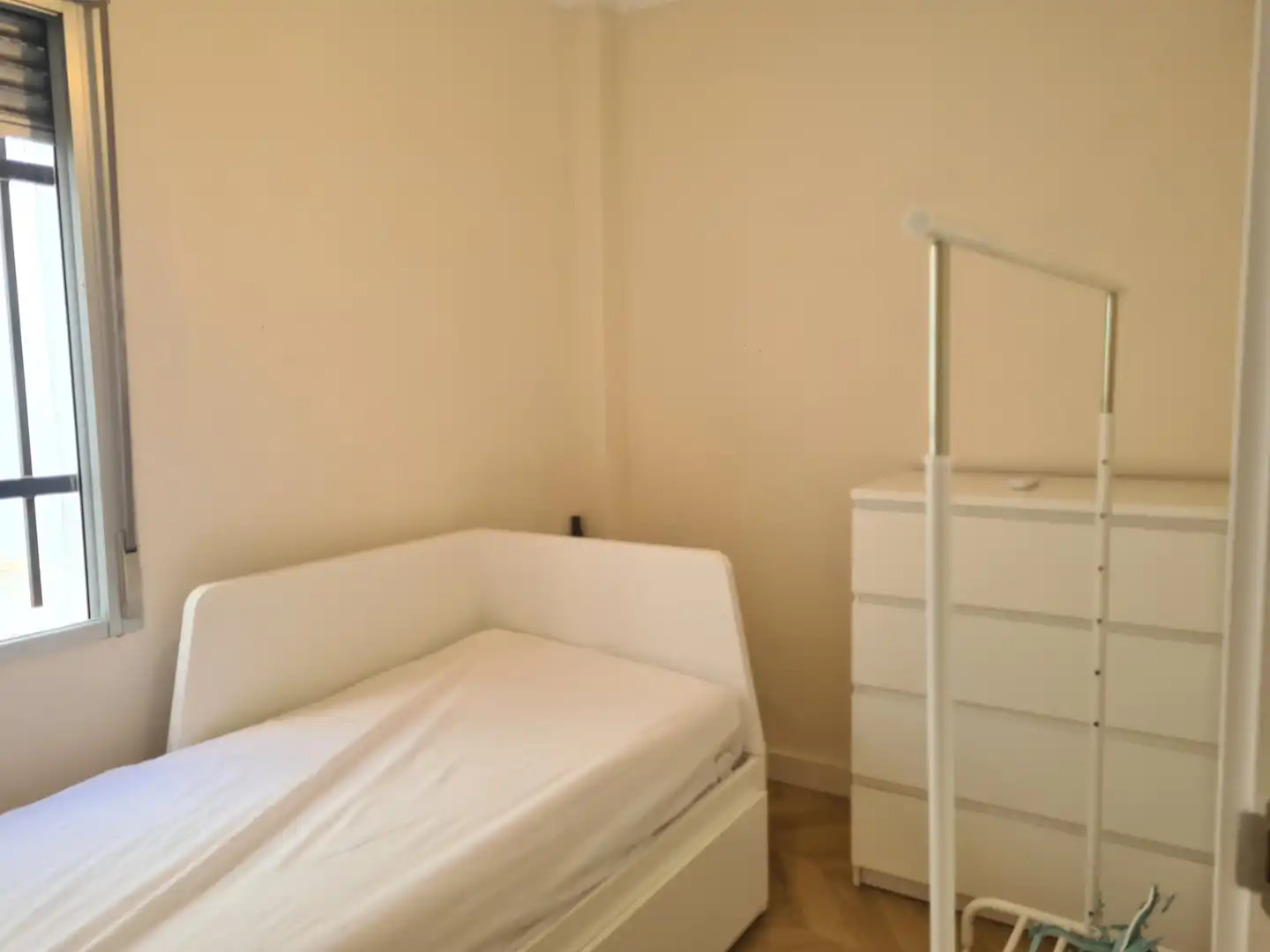 Bedroom of Flat for sale in Sevilla  with Air Conditioner, Storage room and Balcony