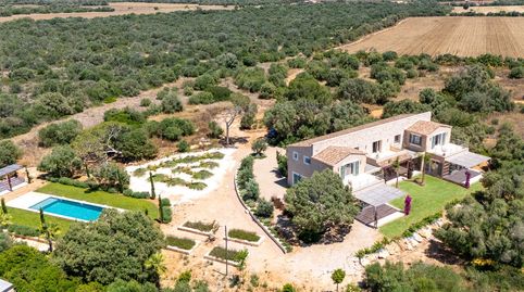 Exclusiva finca de LUJO cerca de Es Trenc  Lujo mediterráneo en una parcela de 30.000 m.