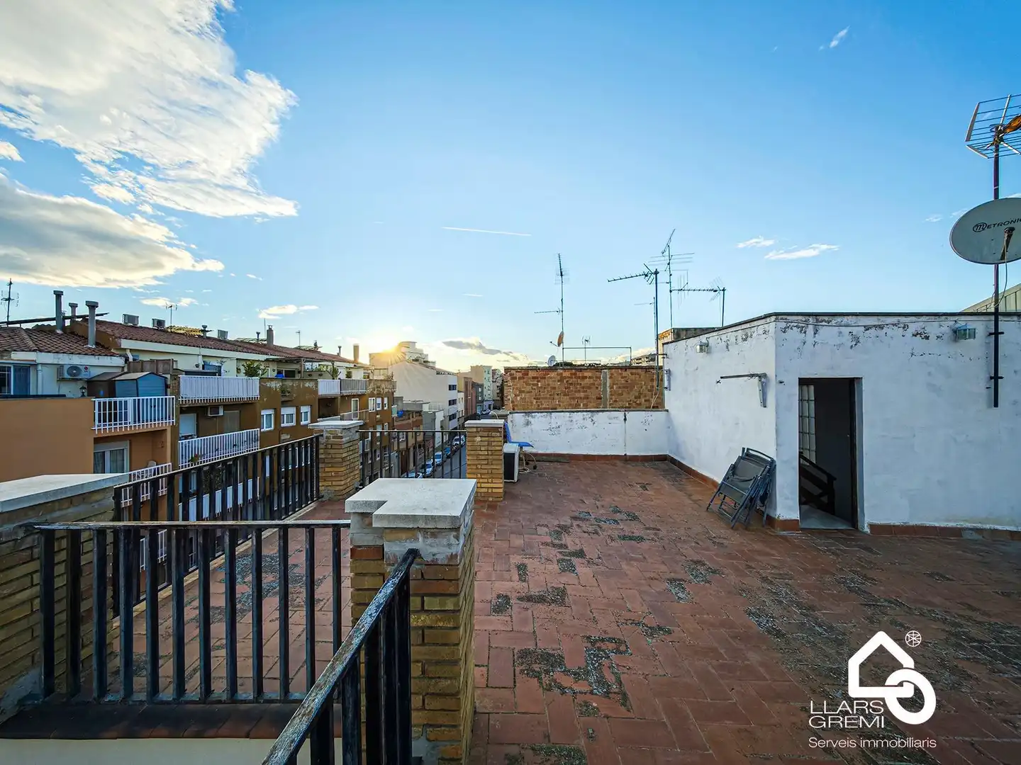 Vista exterior de Piso en venta en Igualada con Calefacción, Terraza y Trastero
