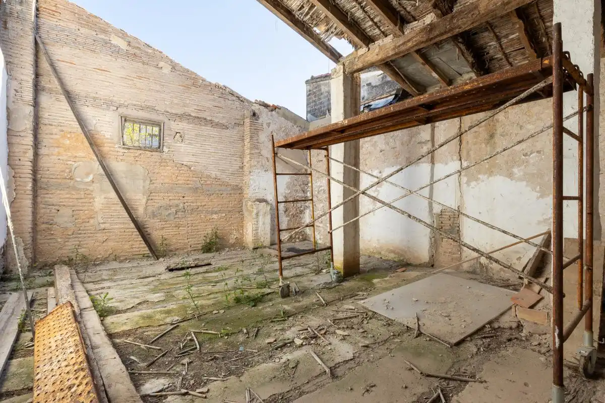 Houses for sale in Carrer ľ Alqueria de les Torres, Park Nord - Casona