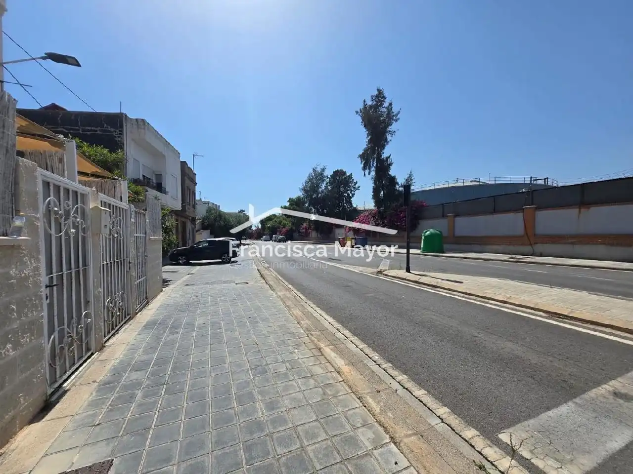 Außenansicht von Erdgeschoss zum Verkauf in Valencia mit Terrasse