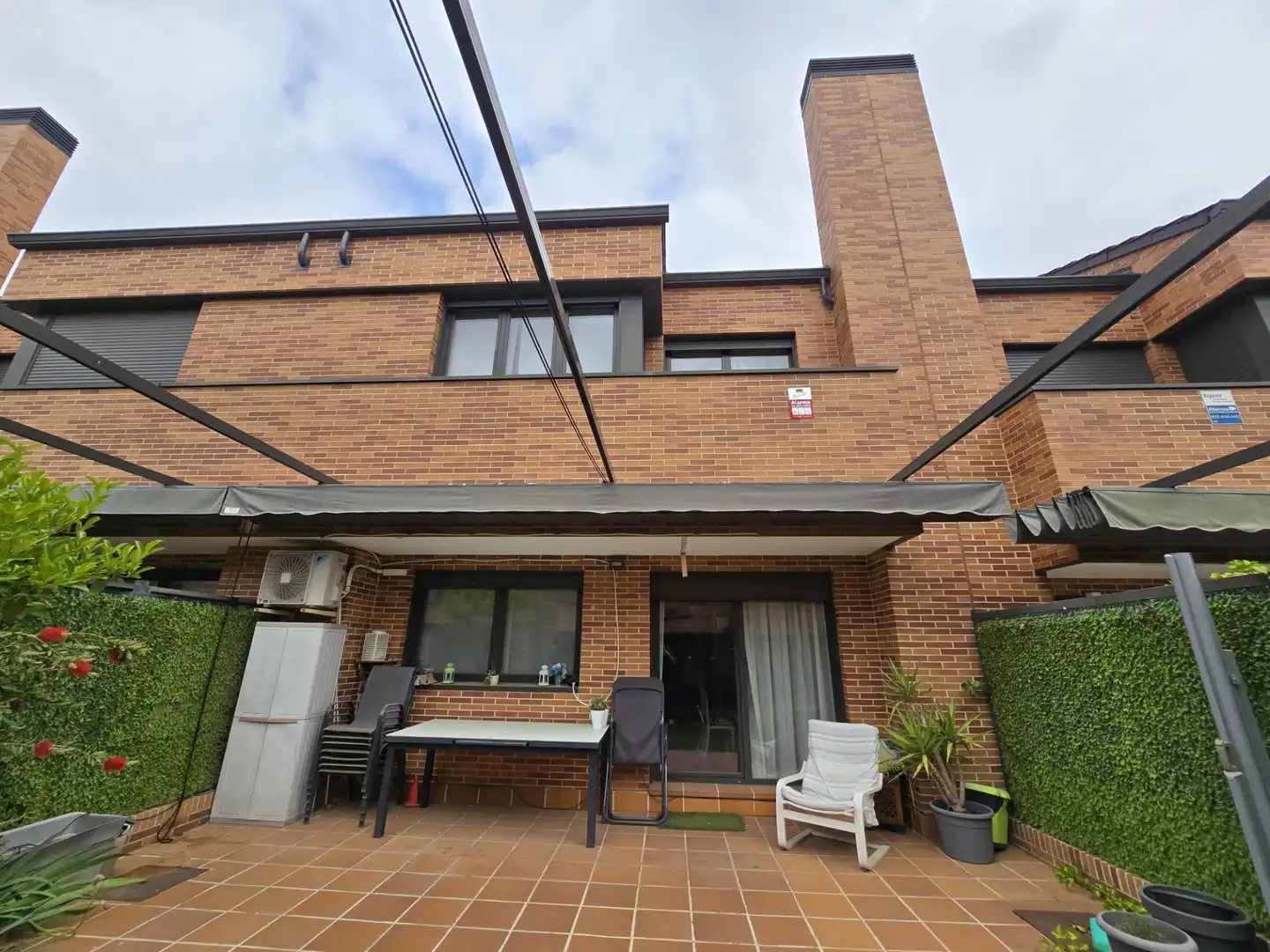 Exterior view of Houses for sale in Meco  with Air Conditioner, Heating and Parquet flooring