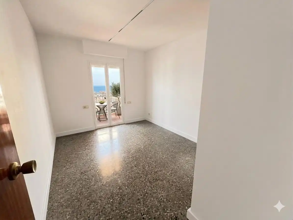 Dormitori de Apartament en venda en Benalmádena amb Terrassa