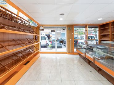 Local comercial en venda a Carretera charcon