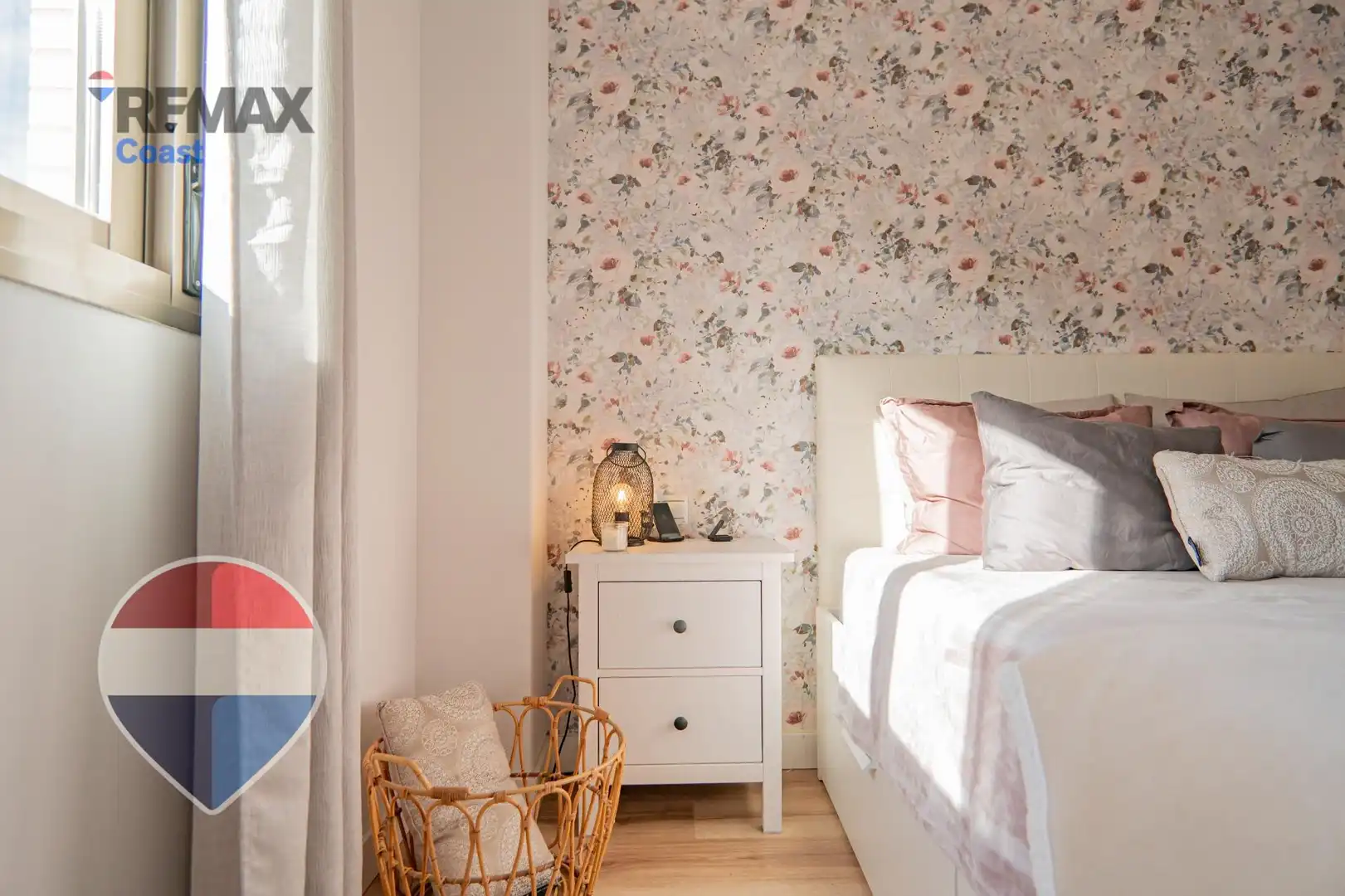 Habitación de Piso en venta en Málaga con Aire acondicionado, Calefacción y Jardín privado