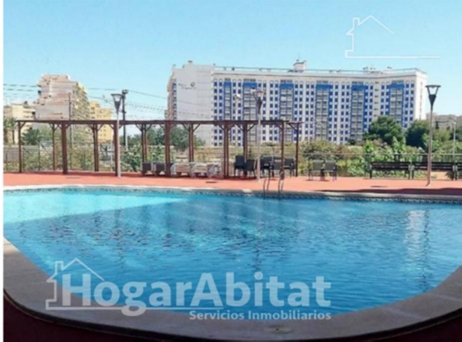 Piscina de Piso en venta en Oropesa del Mar / Orpesa con Aire acondicionado, Terraza y Piscina comunitaria