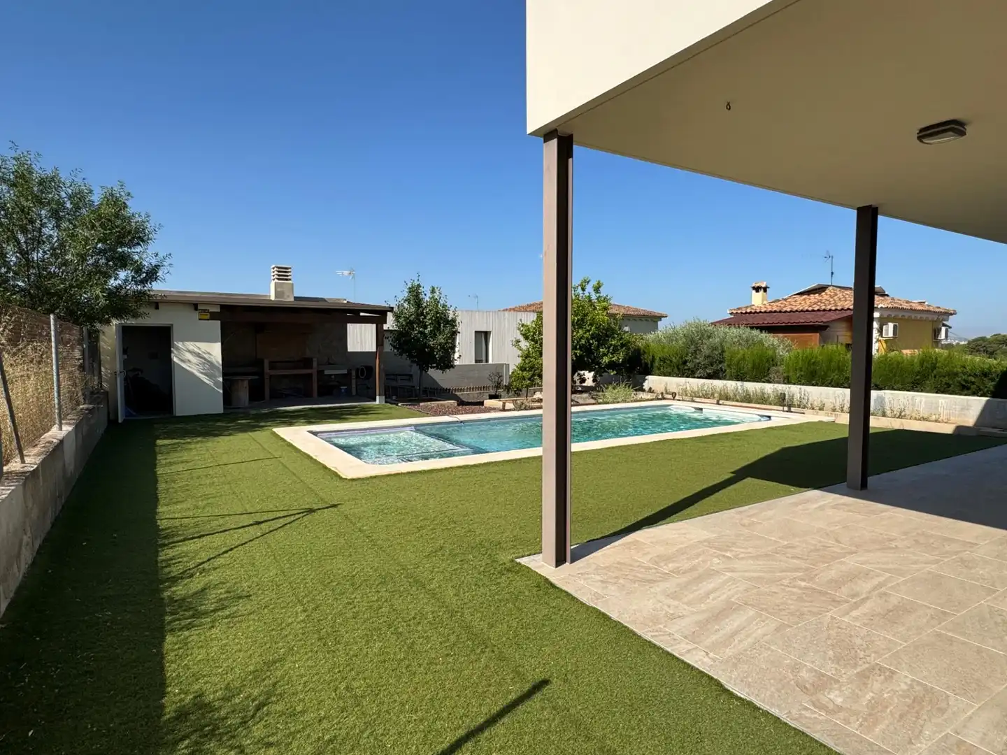 Terrace of Houses for sale in La Pobla de Vallbona  with Air Conditioner, Private garden and Terrace