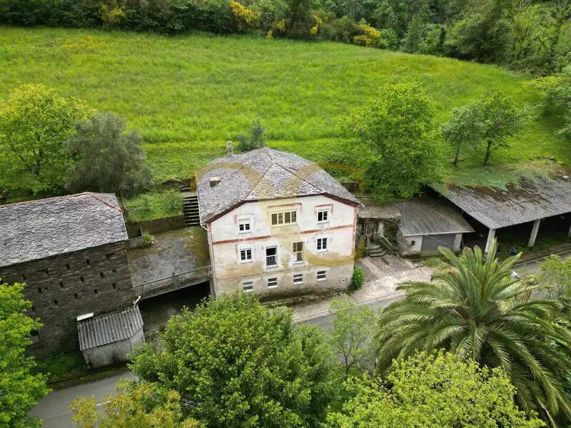 Vista exterior de Casa o chalet en venta en Coaña