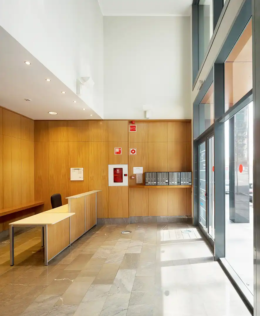 Bureau avec ascenseur à louer à Carrer del Pallars 4, imagen 3