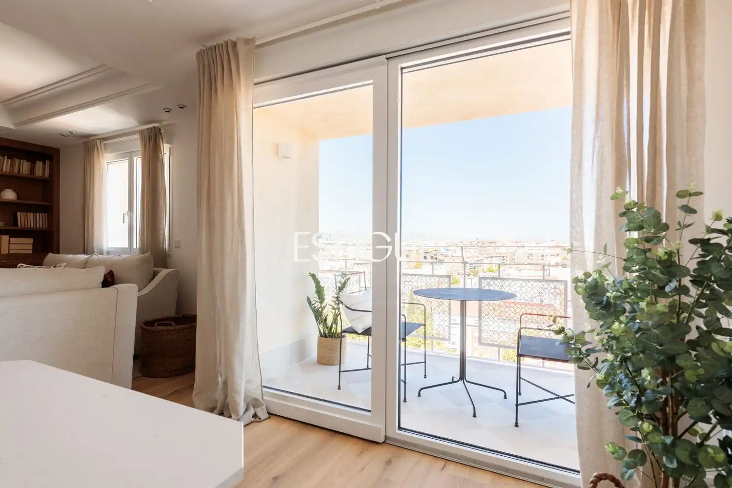 Terrasse von Wohnung zum Verkauf in Madrid mit Klimaanlage, Heizung und Terrasse