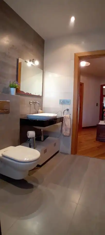 Baño de Casa o chalet en venta en Sant Vicenç de Torelló con Calefacción, Jardín privado y Terraza