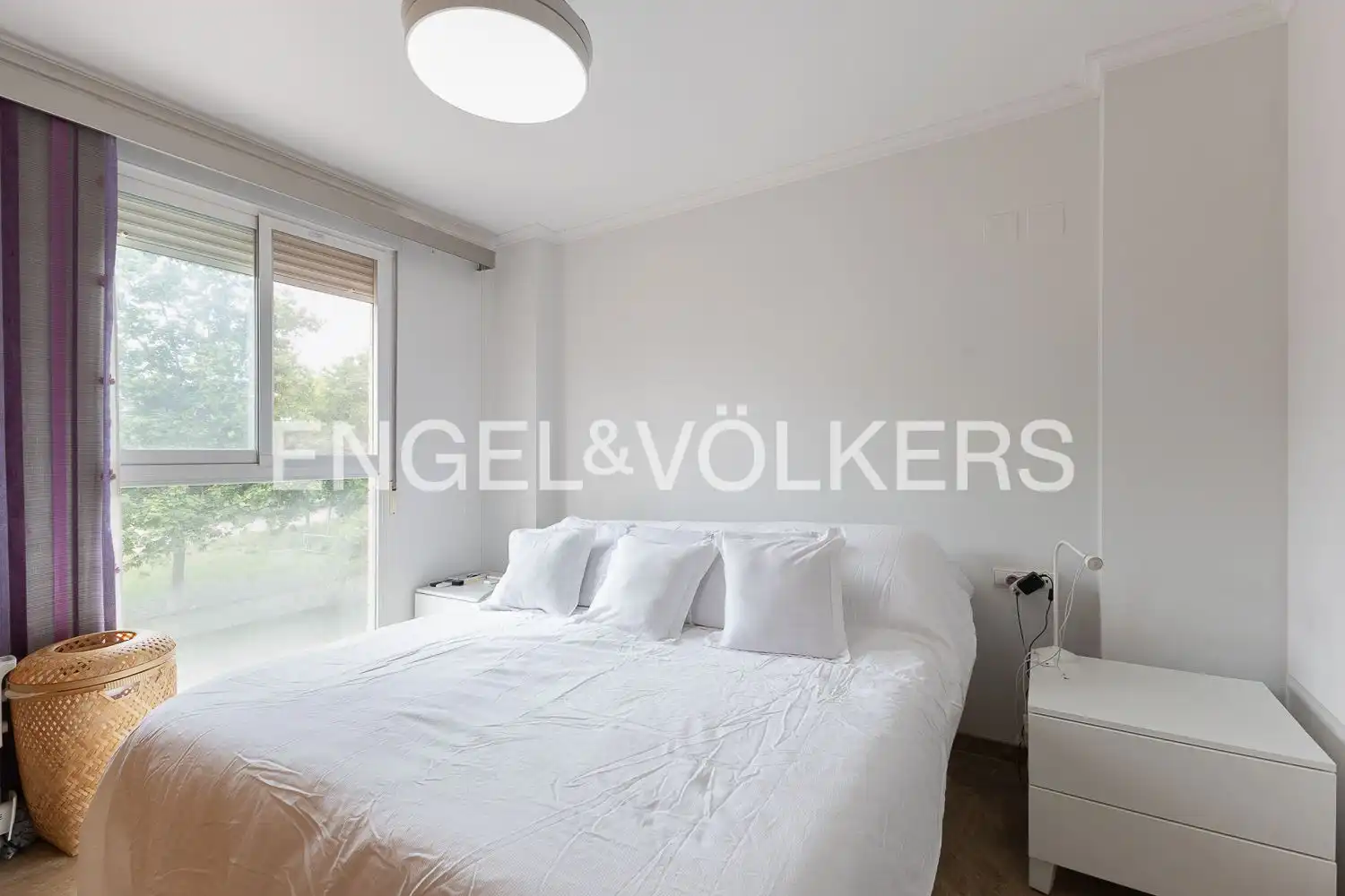 Schlafzimmer von Wohnung zum Verkauf in Valencia mit Klimaanlage, Heizung und Privatgarten