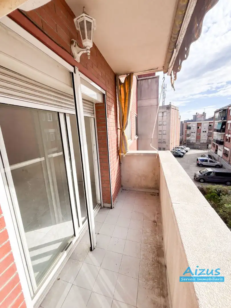 Pis amb terrassa en venda a Parets del Vallès, imagen 2