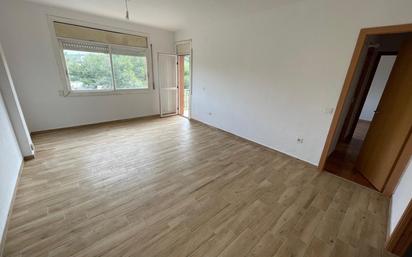 Sala d'estar de Pis en venda en El Vendrell amb Terrassa i Balcó