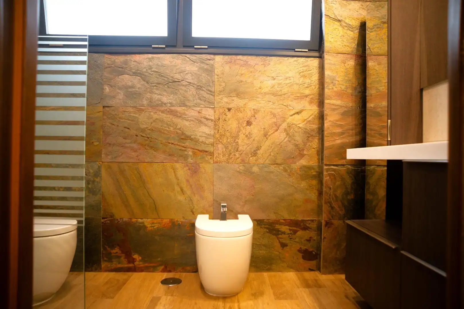 Baño de Casa adosada en venta en Camas con Terraza y Trastero